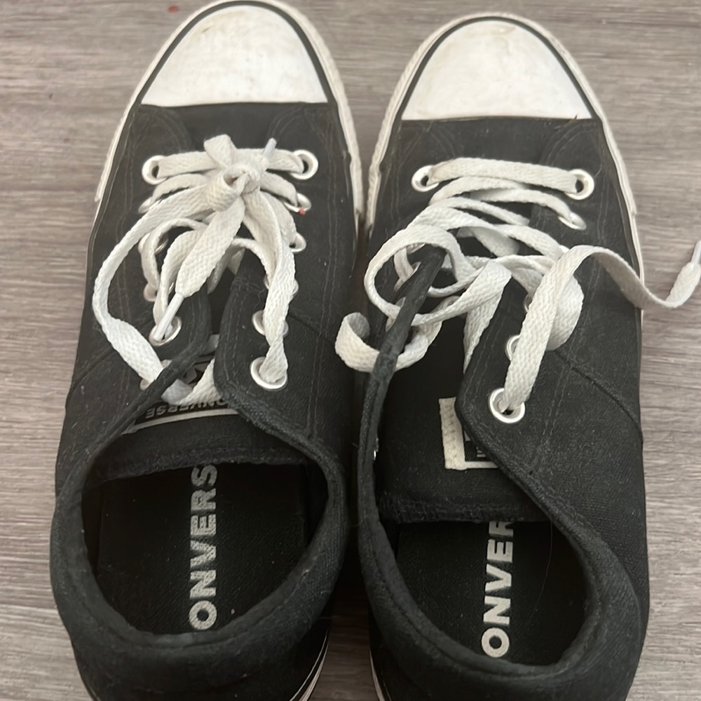 Black converse